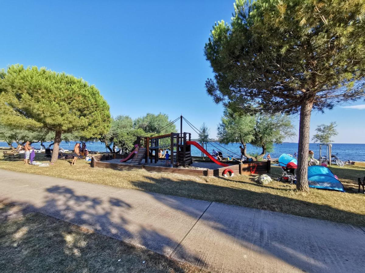 Ivan B&B, 5 Star Superior Room, Near The See And Park Novigrad Istria Dış mekan fotoğraf
