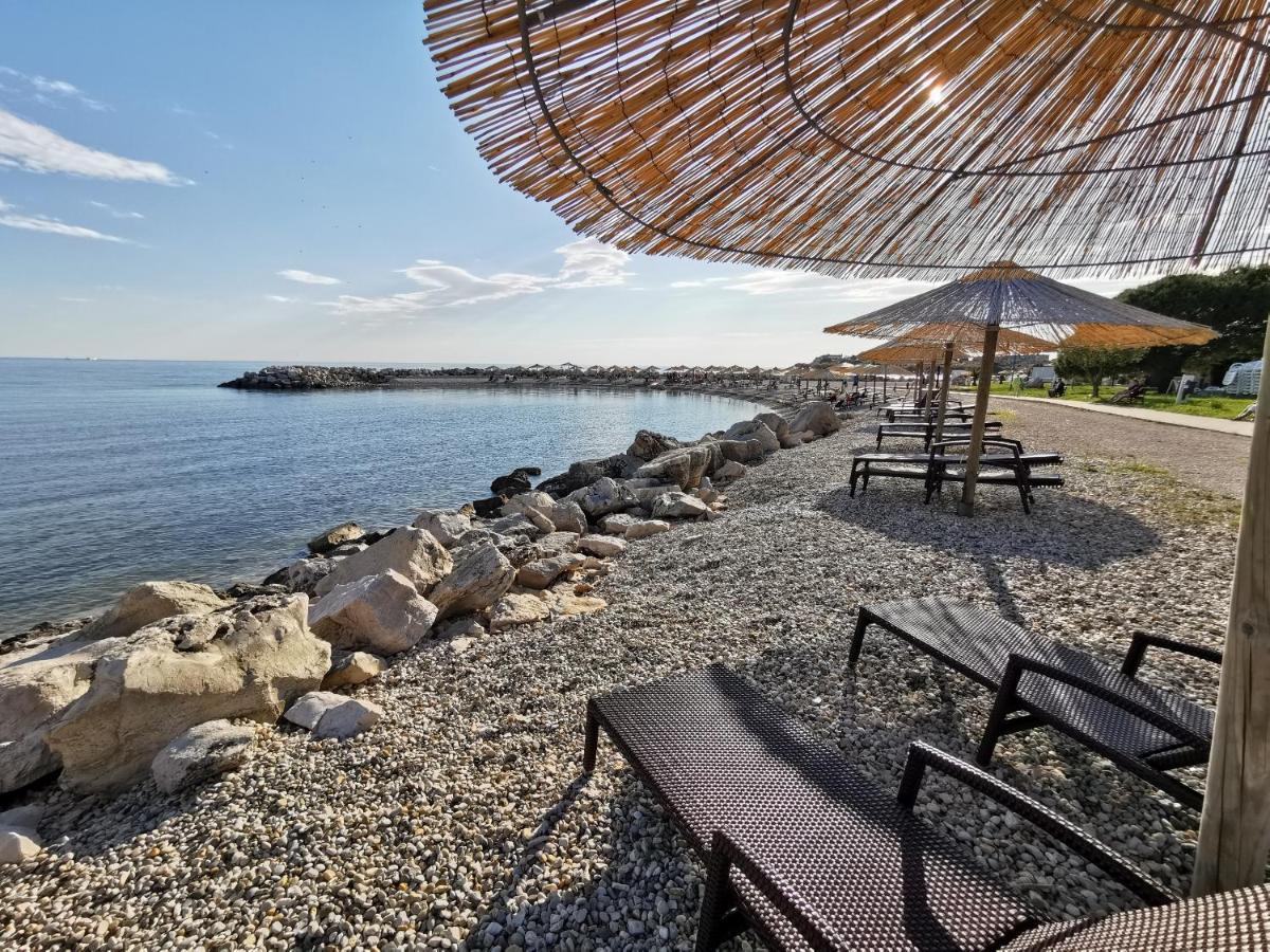Ivan B&B, 5 Star Superior Room, Near The See And Park Novigrad Istria Dış mekan fotoğraf